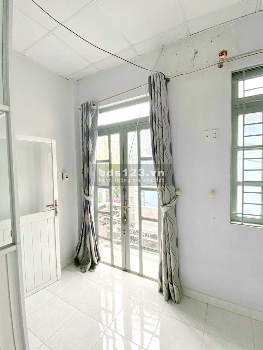 Bán nhà 1 lầu hẻm 3m đường Nguyễn Thị Tần Phường 2 Quận 8