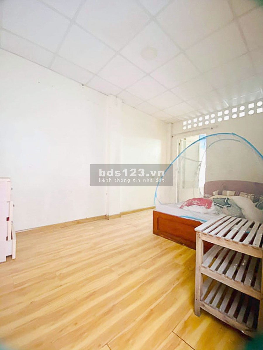 Nhà riêng Cách Mạng Tháng 8, Quận 10, 35m2, chỉ 3,99 tỷ