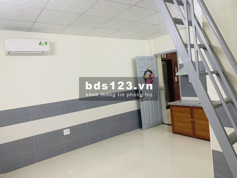 Căn hộ dịch vụ mới xây NGUYỄN MINH HOÀNG phía sau LOTTE CỘNG HÒA