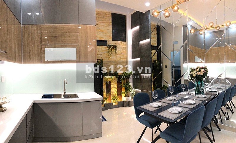 Bỏ Ra 4.6 Tỷ Sở Hữu Nhà 5 Tầng Đường 12m ,Có Thang Máy View Sông Sài Gòn_SHR Hoàn Công Đầy Đủ