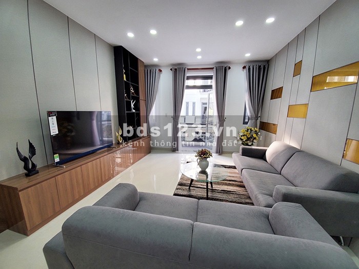 Bỏ Ra 4.6 Tỷ Sở Hữu Nhà 5 Tầng Đường 12m ,Có Thang Máy View Sông Sài Gòn_SHR Hoàn Công Đầy Đủ