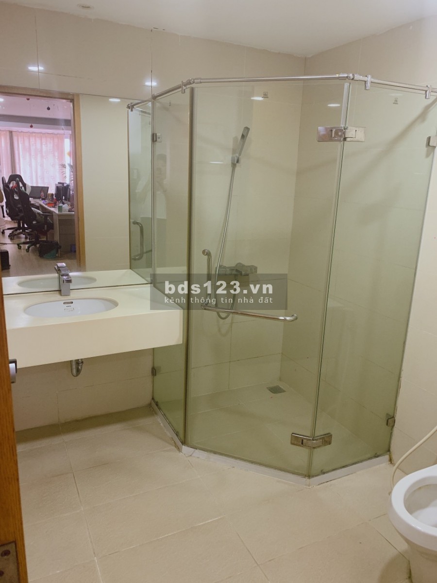 Cho thuê căn hộ Sky City 88 Láng Hạ 143m2 3pn ĐCB. Giá: 16tr/tháng