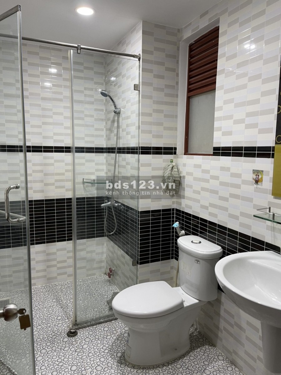 Nhà Lê Cao Lãng, 3L, ST, 6PN, Full máy lạnh