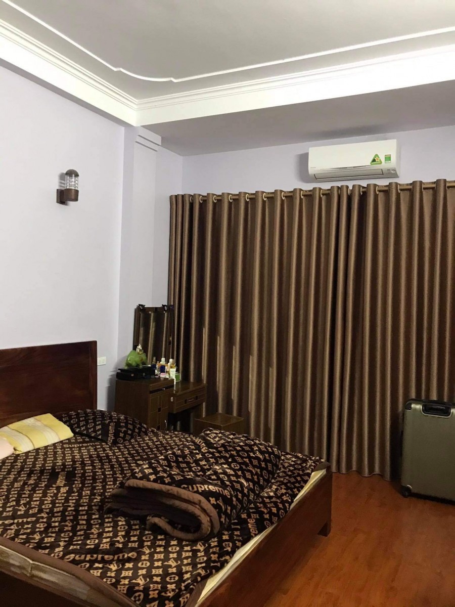CẦN BÁN GẤP NHÀ KIẾN HƯNG HÀ ĐÔNG PHÂN LÔ VỈA HÈ ĐƯỜNG ÔTÔ TRÁNH