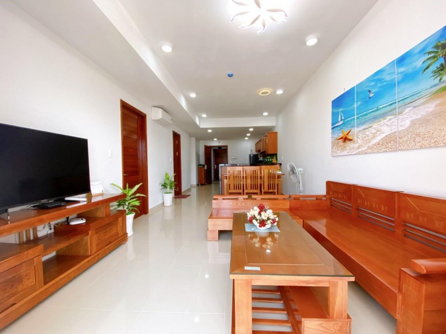 Bán căn hộ chung cư Goldsea. Căn góc. DT 98 m2