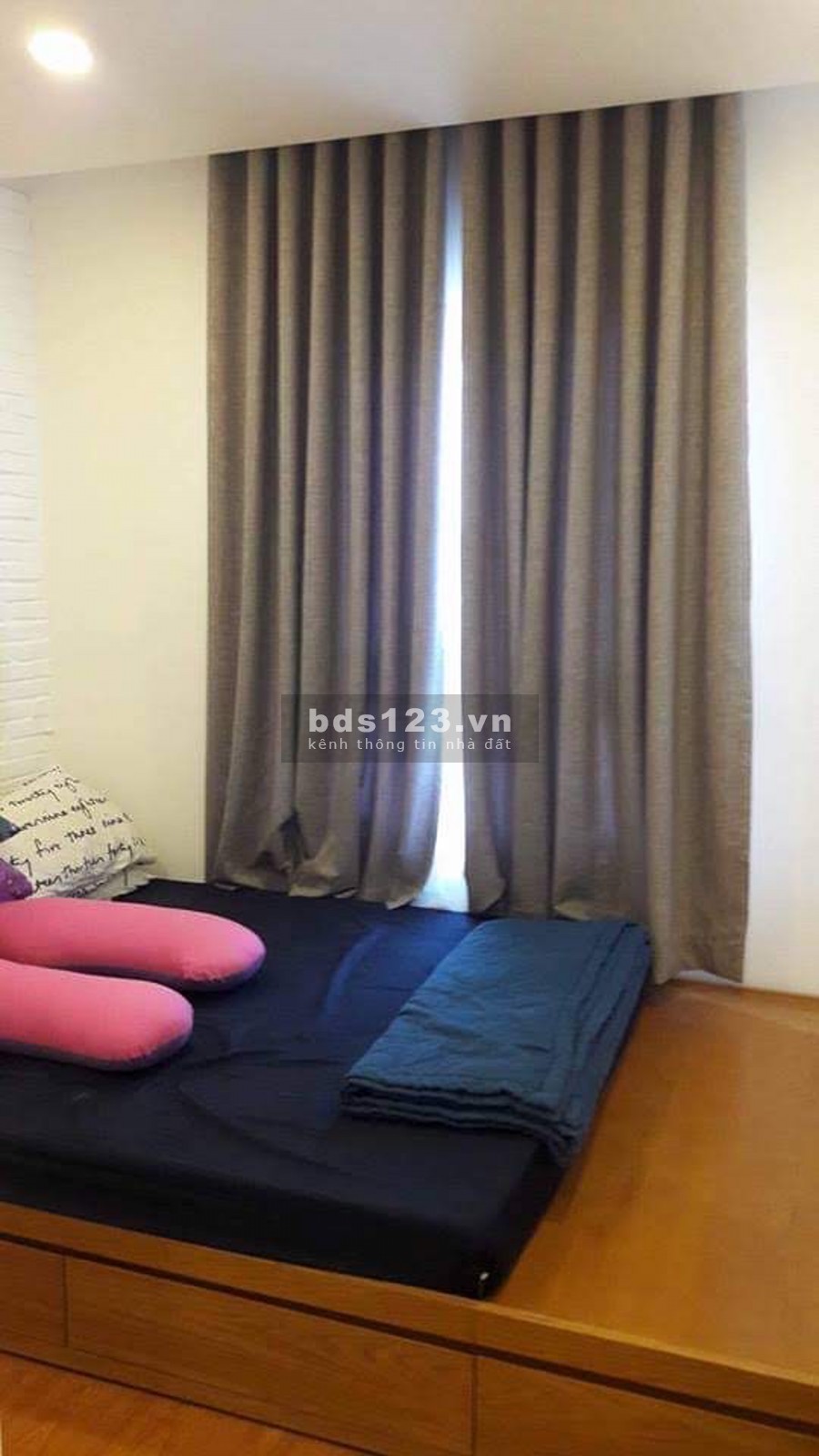 Cho thuê căn hộ Saigonres Plaza 2 phòng ngủ / 2WC full tiện nghi đẹp chỉ 12 Triệu / tháng Tel 0942.811.343 Tony (Zalo/Phone)