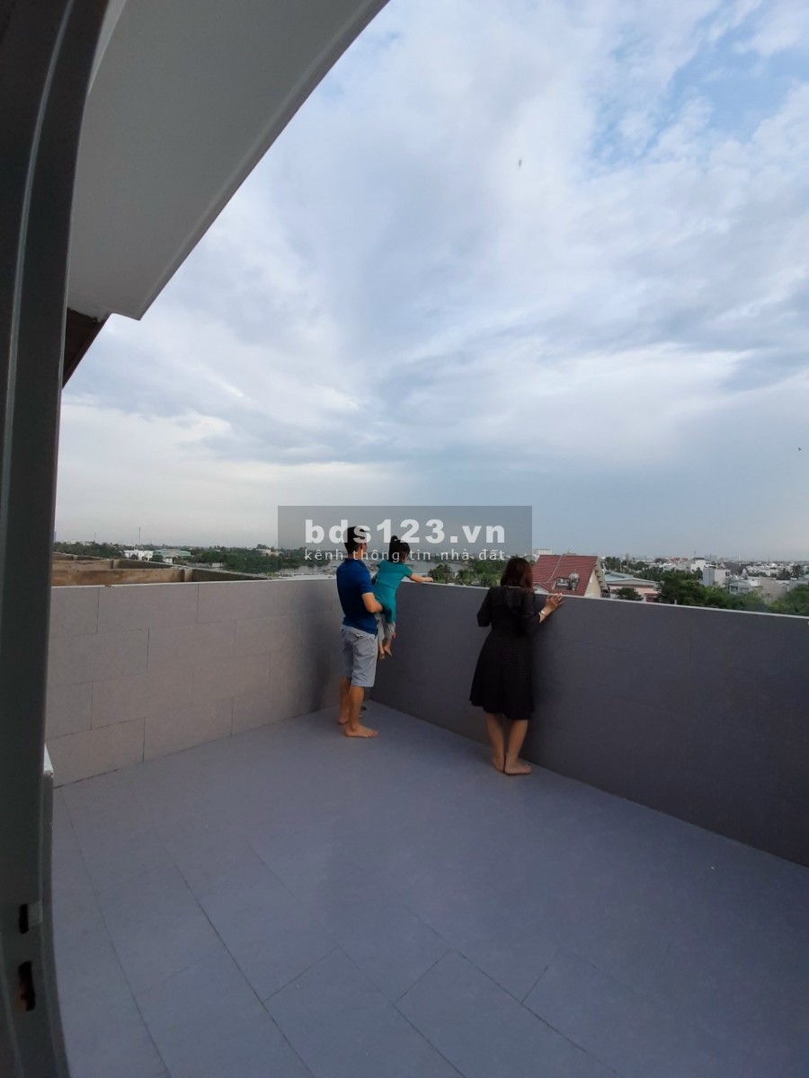 Bỏ Ra 4.6 Tỷ Sở Hữu Nhà 5 Tầng Đường 12m ,Có Thang Máy View Sông Sài Gòn_SHR Hoàn Công Đầy Đủ