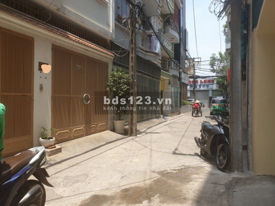 Nhà hẻm xe hơi hậu giang, p4 TB, 4PN 3WC, có nội thất, gần sân bay, 0938.764.277