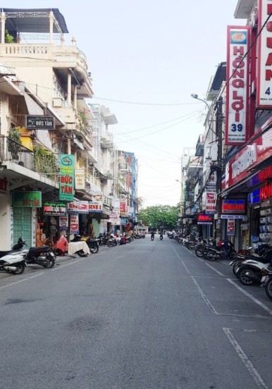  HÀNG SIÊU HIẾM CẦN BÁN NHÀ 2 MẶT TIỀN ĐƯỜNG PHAN ĐĂNG LƯU, ĐỐI DIỆN ỦY BAN, NGAY TRUNG TÂM BUÔN BÁN XẦM UẤT NHẤT