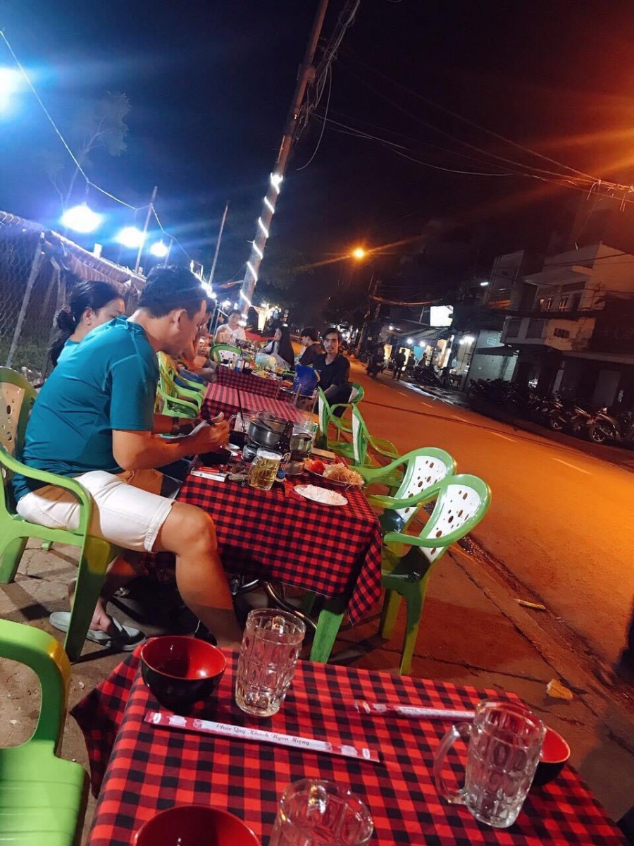 Sang quán nhậu 977 trần xuân soạn, p. tân hưng, quận 7, TP. Hồ Chí Minh