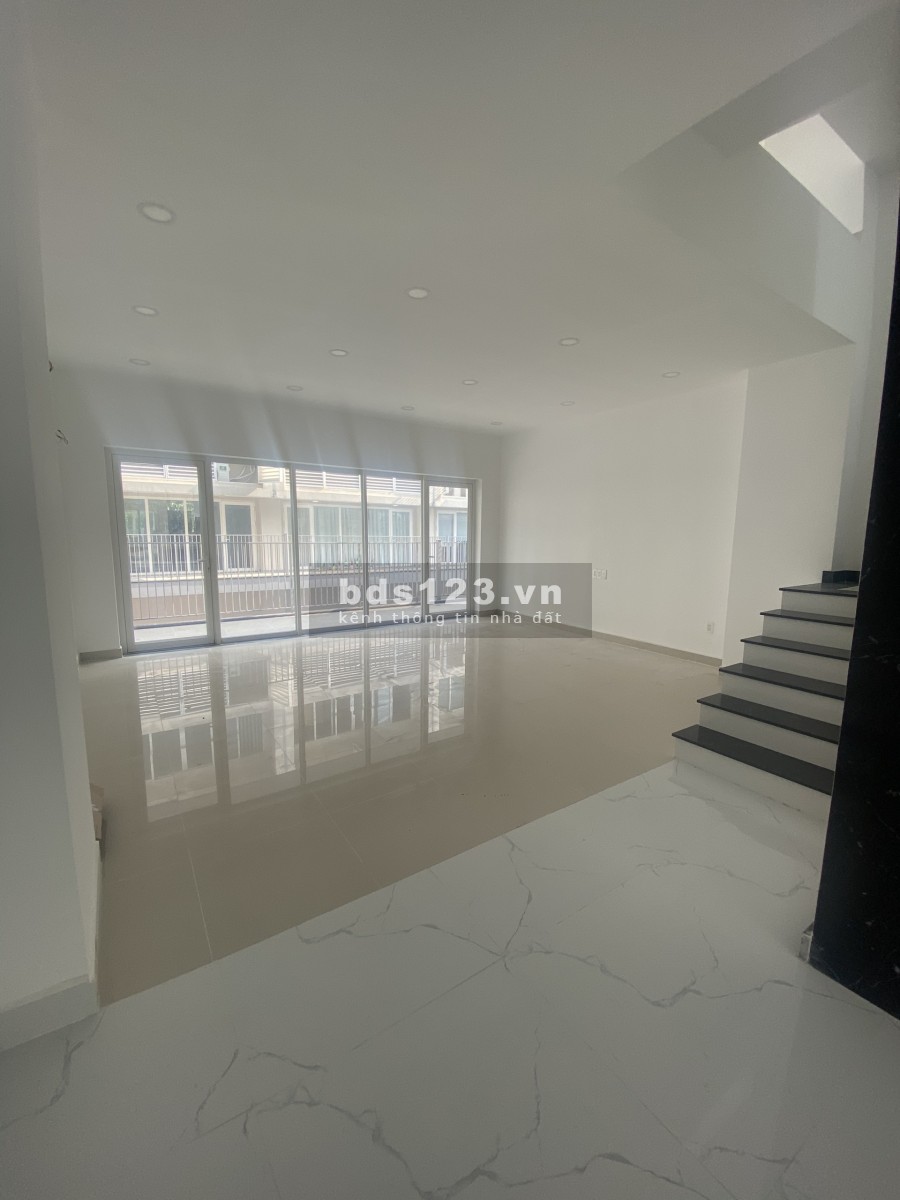 Cho thuê nguyên căn shophouse hầm trệt 4,5 lầu 400m2 tiện kinh doanh, làm văn phòng