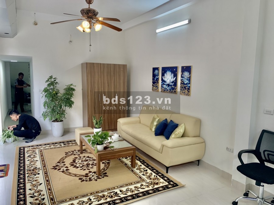 BÁN GẤP Trong Tuần nhà khu vực Văn Trì - Bắc Từ Liêm 92m2 diện tích sử dụng 58.4m2 giá 3.8 tỉ