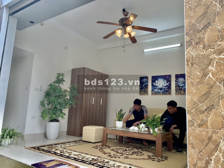 BÁN GẤP Trong Tuần nhà khu vực Văn Trì - Bắc Từ Liêm 92m2 diện tích sử dụng 58.4m2 giá 3.8 tỉ