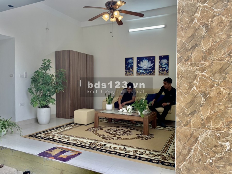BÁN GẤP Trong Tuần nhà khu vực Văn Trì - Bắc Từ Liêm 92m2 diện tích sử dụng 58.4m2 giá 3.8 tỉ