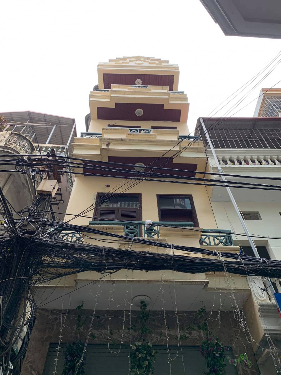 Duy Nhất 1 Căn Tại Thái Hà, Kinh Doanh, Ô Tô Tránh, Lô Góc 40m2 x 4 Tầng Chỉ 10 Tỷ.