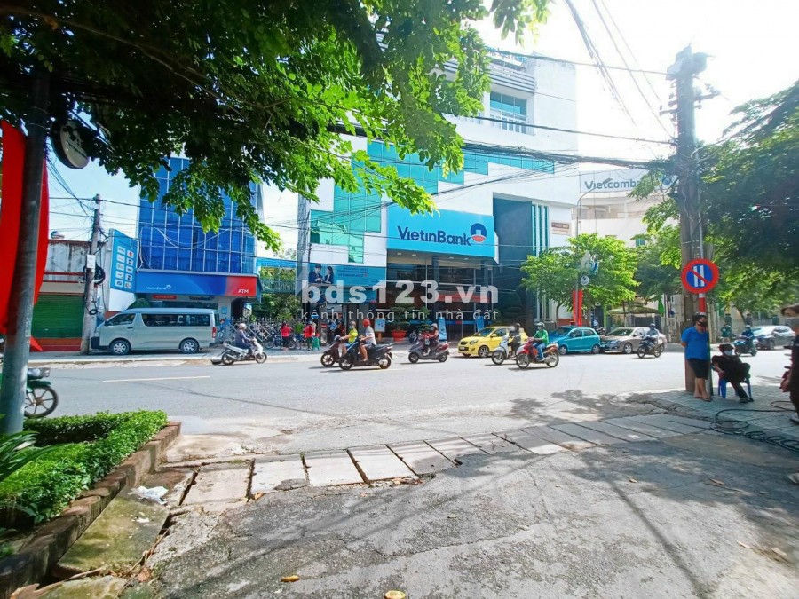 Đất đẹp nằm ngay vòng xoay biên hùng sổ riêng thổ cư 100% với giá chỉ 2ty6