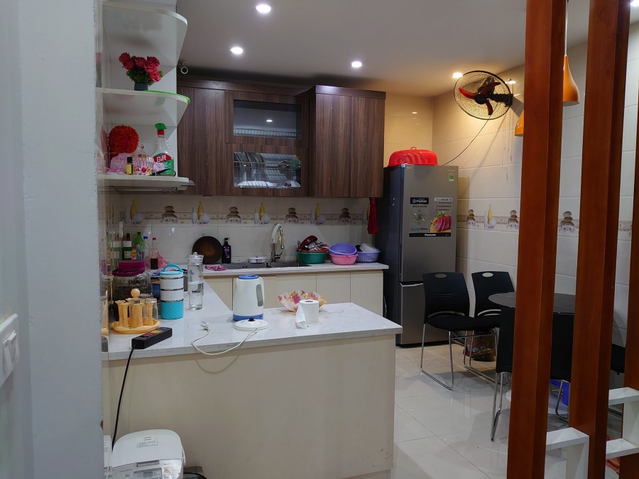 BÁN NHÀ LÊ VĂN HIẾN KINH DOANH - Ô TÔ TRÁNH XE BA GÁC 44M 5 TẦNG 5.2 tỷ