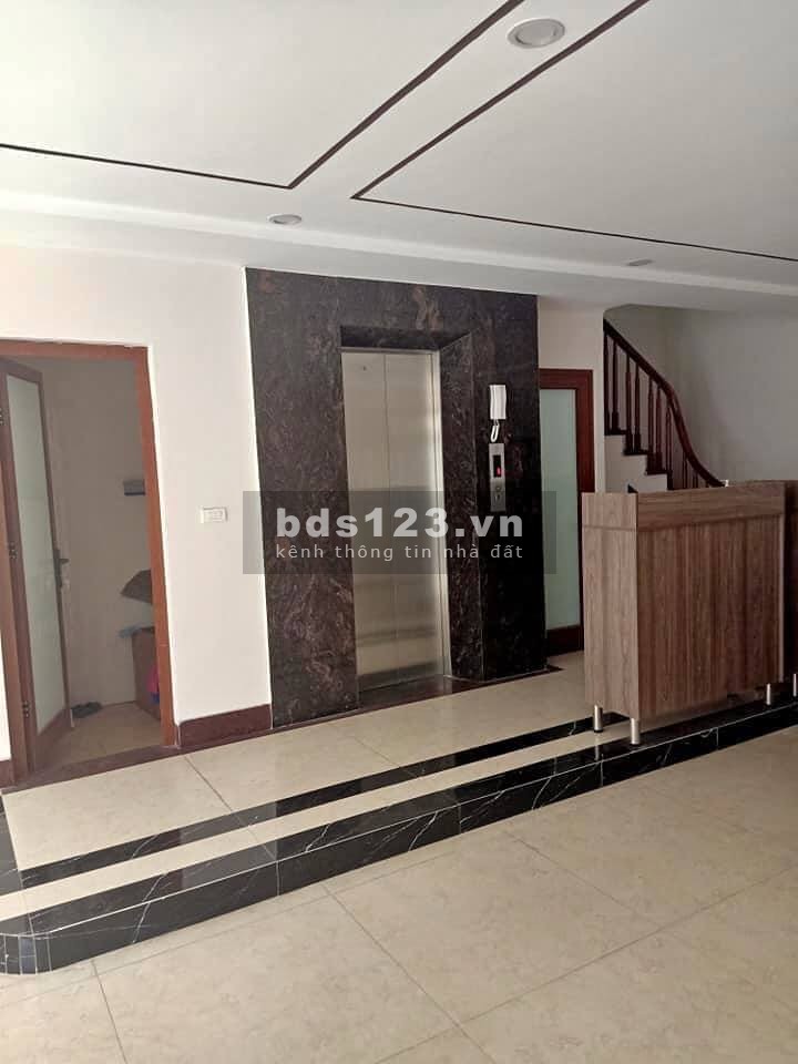 Bán nhà phố Võng Thị 156m2x10T mặt tiền 8m giá 33.5 tỷ