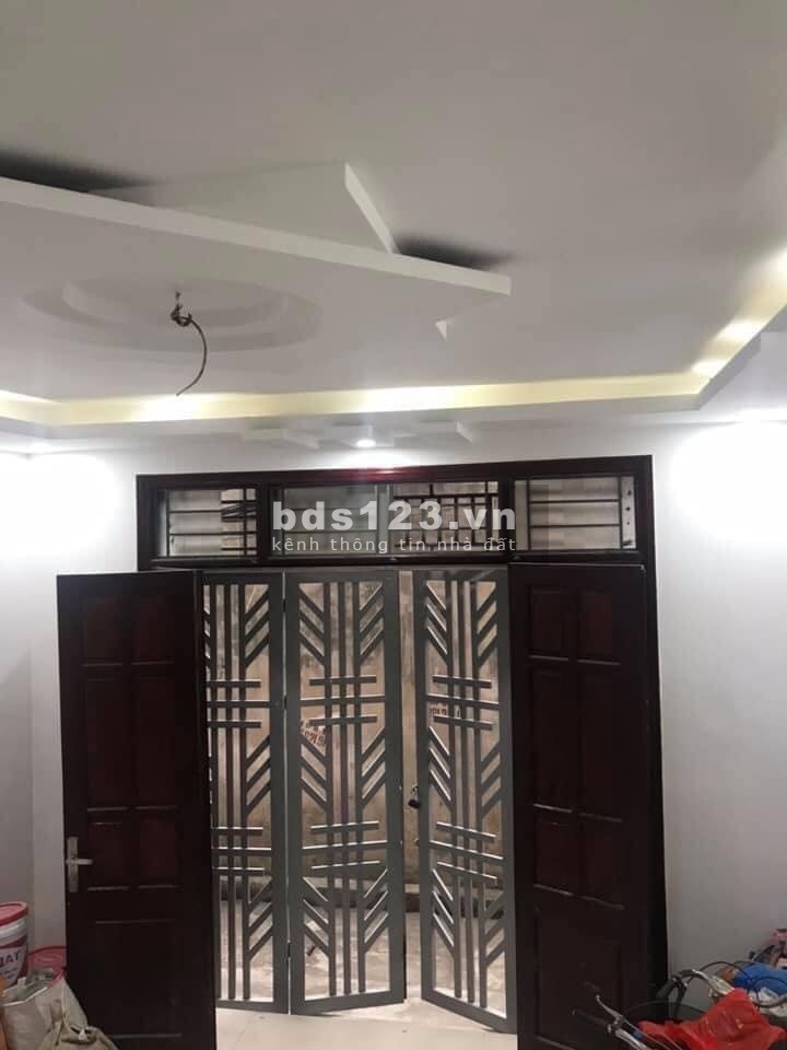 Bán gấp nhà Gốc Đề, 50mx4T xây chắc chắn, giá 3.x tỷ, lh 0916010180