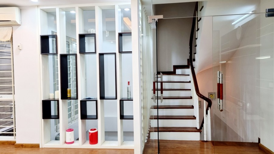 BÁN NHÀ SIÊU PHẨM 6 TẦNG ĐẸP THÁI HÀ, ĐỐNG ĐA, DT 42M2, MT 6.75M, GIÁ 5.6 TỶ