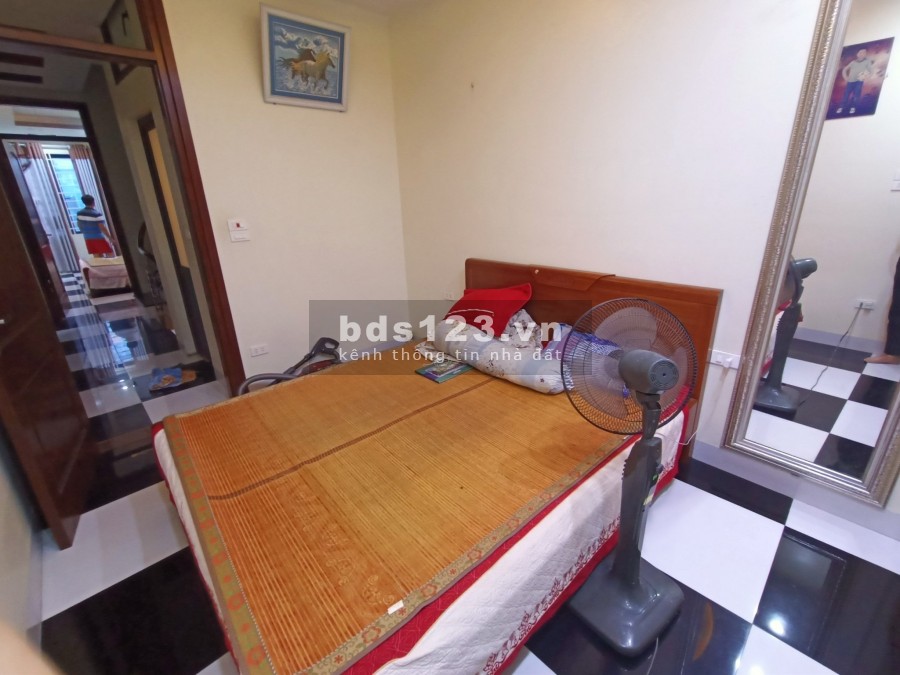 Giảng võ, mới đẹp ở luôn, Kia morning qua nhà , 20m ra phố, 39Mx5T. giá 5.8 tỷ