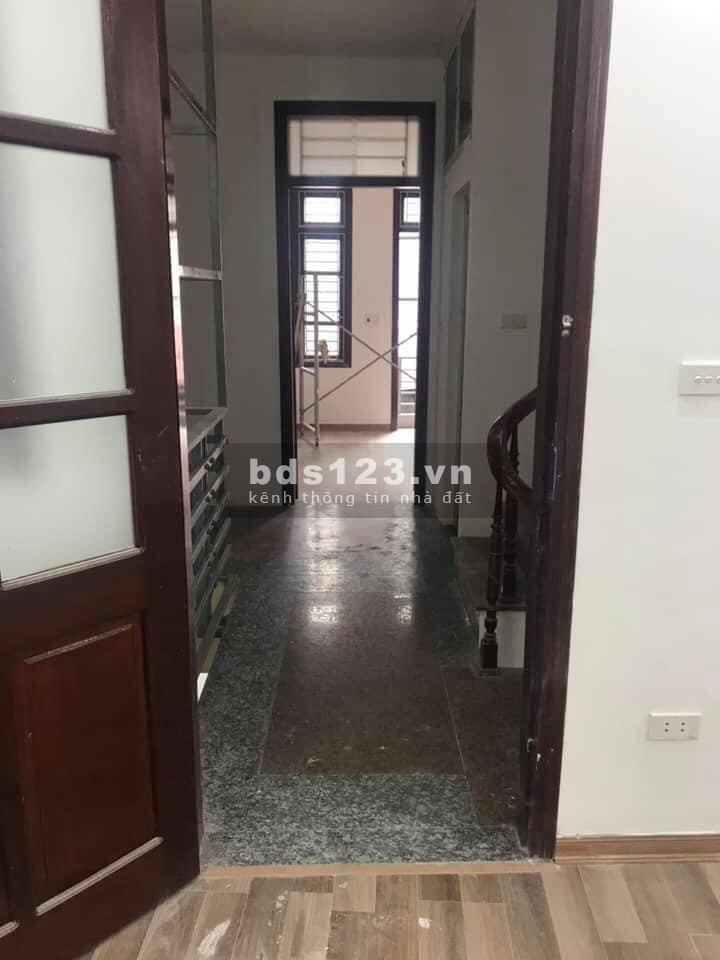 Bán gấp nhà Gốc Đề, 50mx4T xây chắc chắn, giá 3.x tỷ, lh 0916010180