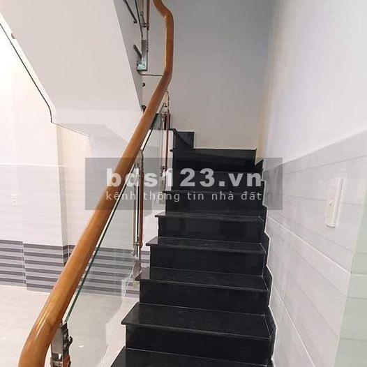 Bán nhà Đ. Thống Nhất Gò Vấp. 58m2. hẻm xe hơi lô góc kinh doanh. 5.3 tỷ