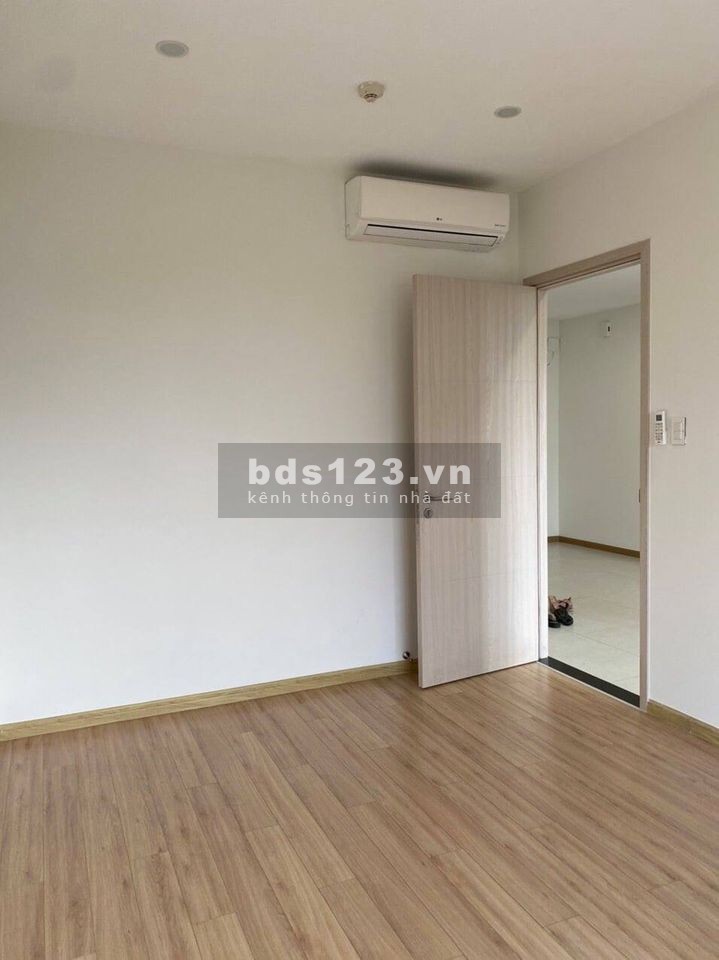 Cho thuê căn hộ 2PN NTCB rèm bếp máy lạn New City Thủ Thiêm Q2 75m2