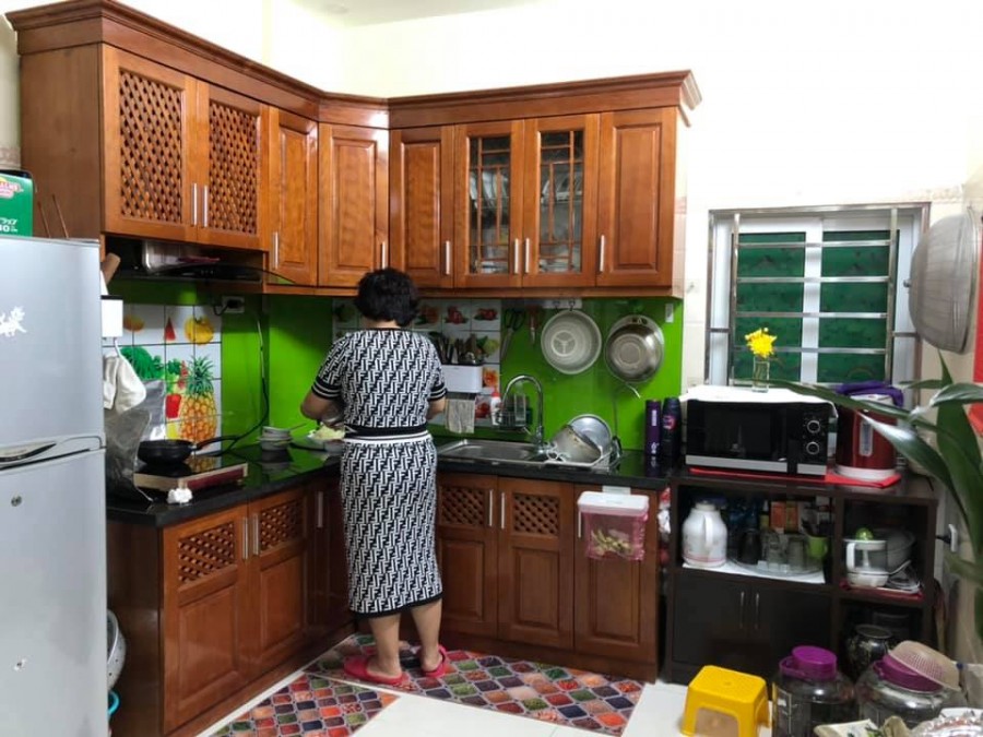 Bán nhà đẹp Khương Đình, 35m2, ô tô đỗ cách 20m, để lại toàn bộ nội thất