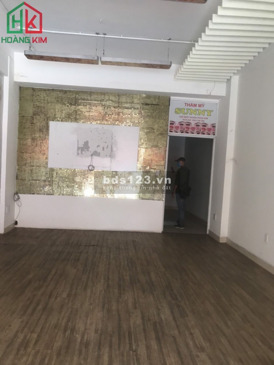 Cho thuê gấp nhà nguyên căn NGANG 5M mặt tiền đường khu K300, phường 12, Tân Bình