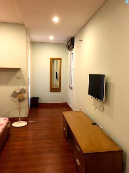 CầnBán nhanh siêu phẩm Ba Đình 8 tầng thang máy DT 98m2 MT8m giá 12tỷ5