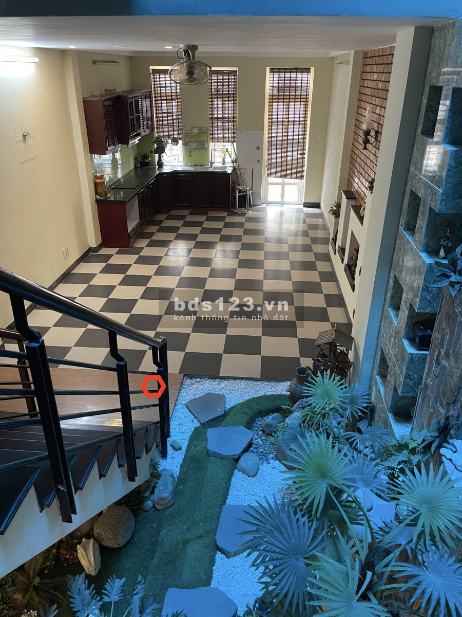 Nhà HXH D1 4x20m, 1trệt, 2lầu, 4pn, 5wc, full máy lạnh.