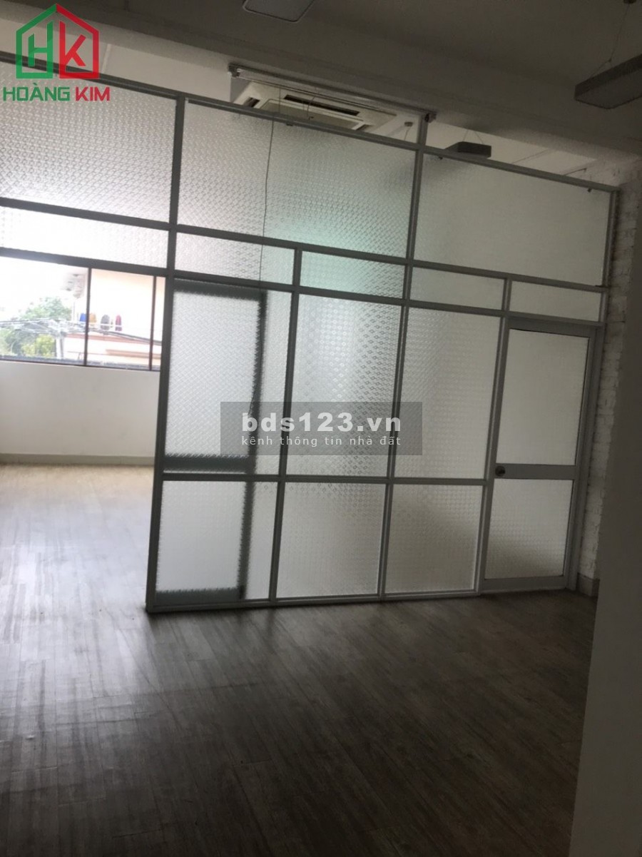 Cho thuê gấp nhà nguyên căn NGANG 5M mặt tiền đường khu K300, phường 12, Tân Bình