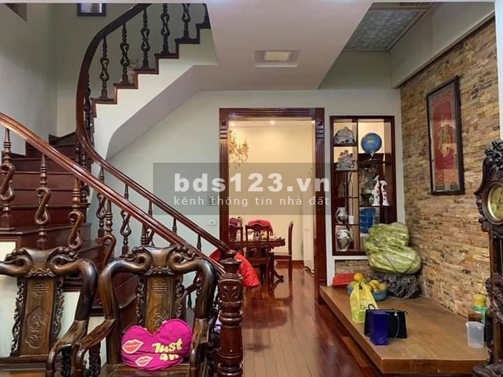 Nhà siêu đẹp tại Láng lô góc, ngõ thông kinh doanh, DT 30m2, 5 tầng, MT 3.8m, gia 4 tỷ