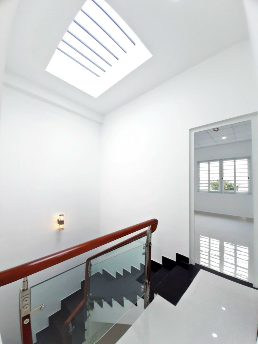 Bán nhà Bình Chánh 2021 dành cho người thu nhập thấp, 5x20m chỉ 1 tỷ 200 triệu, còn 1 căn nhà Bình Chánh giả rẻ cuối cùng