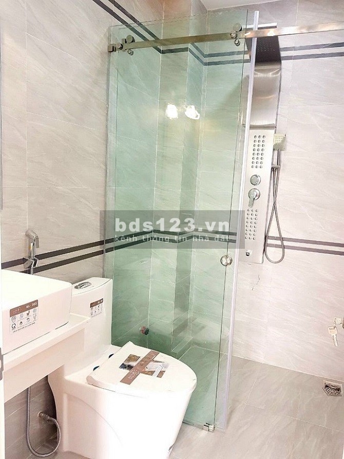 Chỉ 6,5 Tỷ có ngay nhà 4 tầng đúc thật Bà Hạt Quận 10, 39m2 9091336567