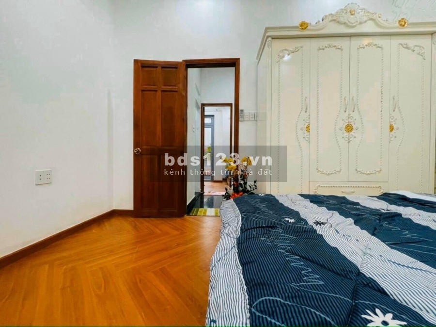 Chính chủ gửi bán nhà, 44m2, 1 trệt, 1 lầu, chỉ 2 tỷ 75, Quang Trung, Phường 10, Quận Gò Vấp.