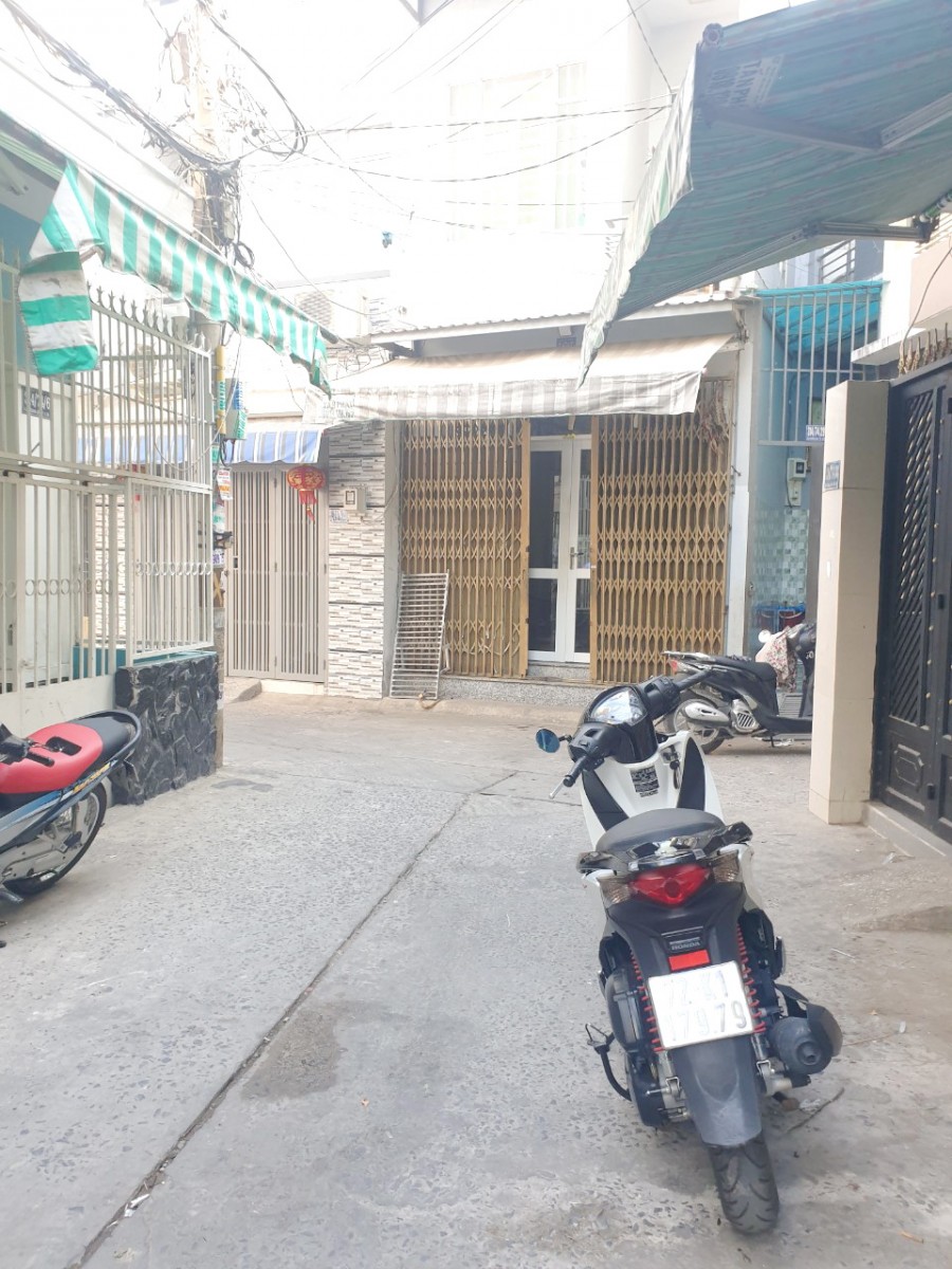 Nhà đẹp, 2lầu/4pn hẻm 314 Âu Dương Lân P3 Q8
