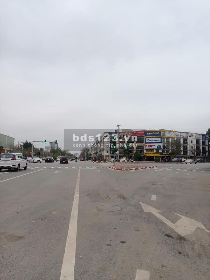 Bán shophouse mặt phố Nam Từ Liêm, 2 mặt tiền, kinh doanh, 100m2 x 5T, 19 tỷ.