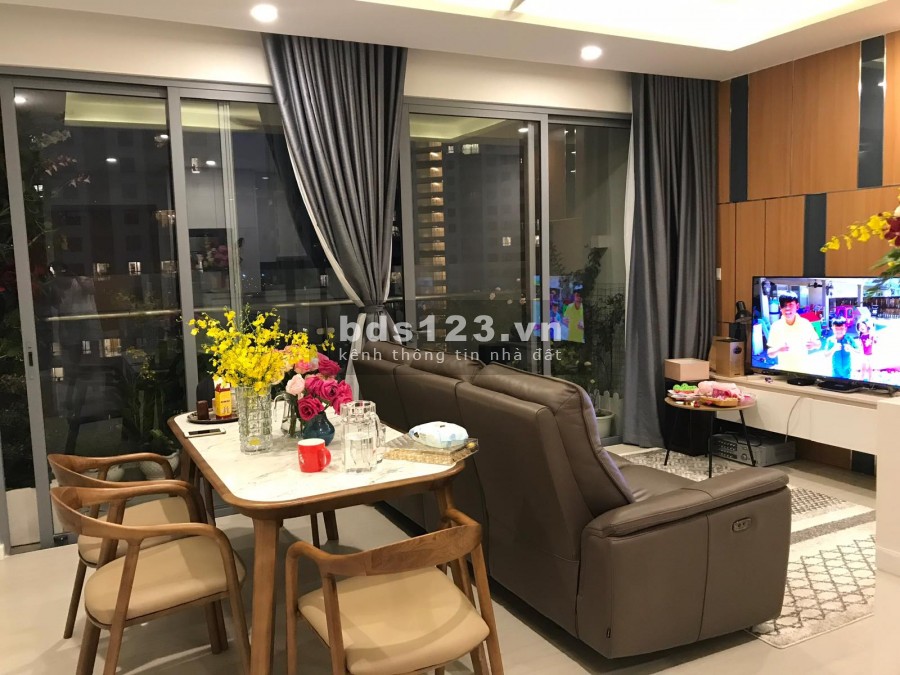 Bán 2PN Đảo Kim Cương nhà xinh giá tốt, 2 view, full nội thất, giá 6.3 tỷ bao hết