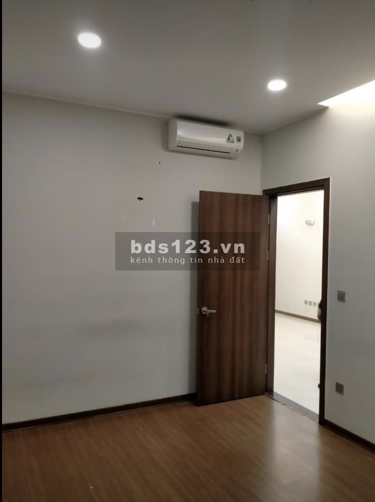 Chính chủ cho thuê CHCC Tràng An Complex Phùng Chí Kiên 90m 2PN thoáng mát có đồ 10tr/th 0988296228