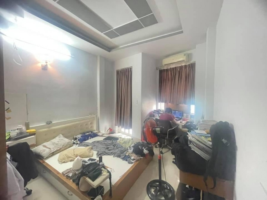 Bán nhà hẻm xe tải - 3 tầng, 52m2 Đường Lạc Long Quân, Tân Bình chỉ 6 tỷ 500