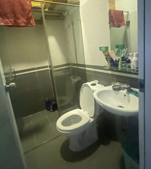 Bán nhà hẻm xe tải - 3 tầng, 52m2 Đường Lạc Long Quân, Tân Bình chỉ 6 tỷ 500