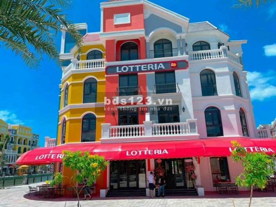 CĐT Vinpear mở bán Condotel tại Grand World Phú Quốc giá cực kỳ ưu đãi với lợi nhuận cam kết tối thiểu 10%/ năm .Liên hệ 0363583647