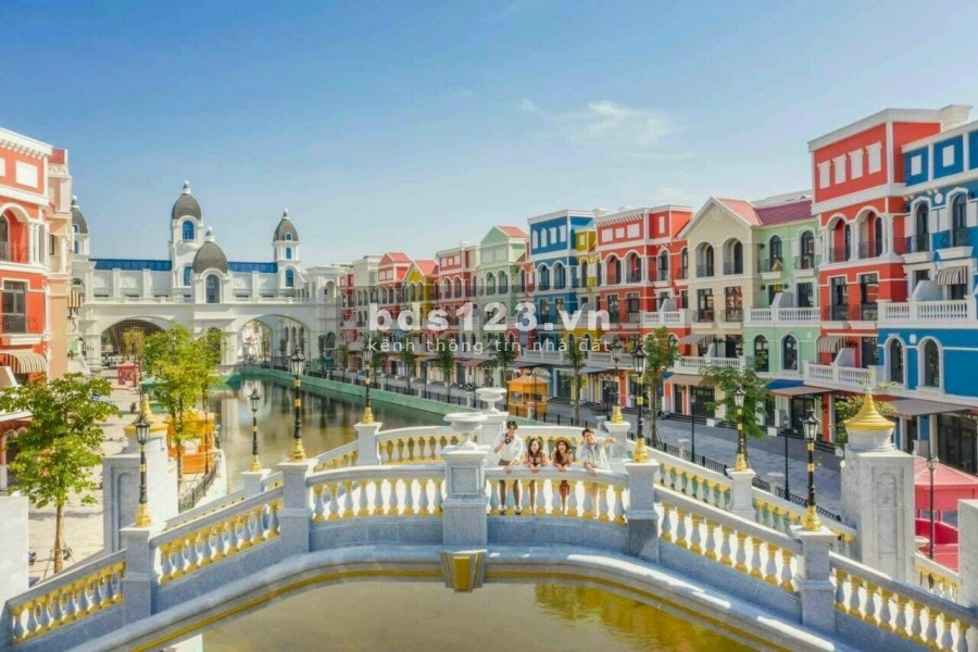CĐT Vinpear mở bán Condotel tại Grand World Phú Quốc giá cực kỳ ưu đãi với lợi nhuận cam kết tối thiểu 10%/ năm .Liên hệ 0363583647