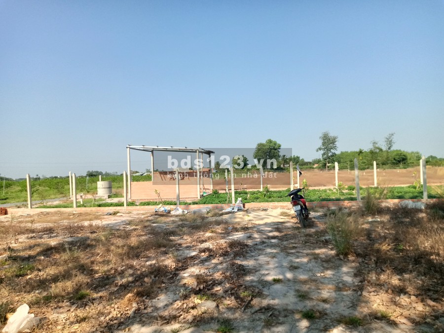 Đất Tây Ninh giá rẻ, DT = 317m2, sổ hồng sang tên trong ngày!