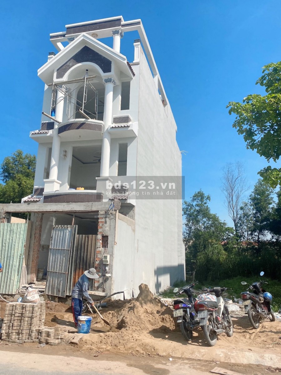 Bán nhà phố liền kề, khu dân cư Tân Tạo, Bình Tân, 80m2, giá 3.8 tỷ, đường trước nhà 16m