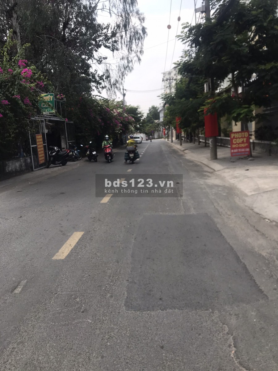 Cần bán gấp căn nhà đường Tú Xương ngay Uỷ Ban Nhân Dân Quận 9