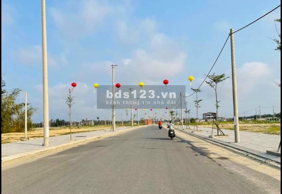 Bán lô đất biệt thự view sông cực đẹp đối diện ngay Resort Nam Hải