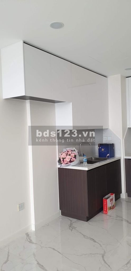 Cần cho thuê Căn hộ Sunshine City Saigon tầng cao, 23 Phú Thuận, P.Tân Phú